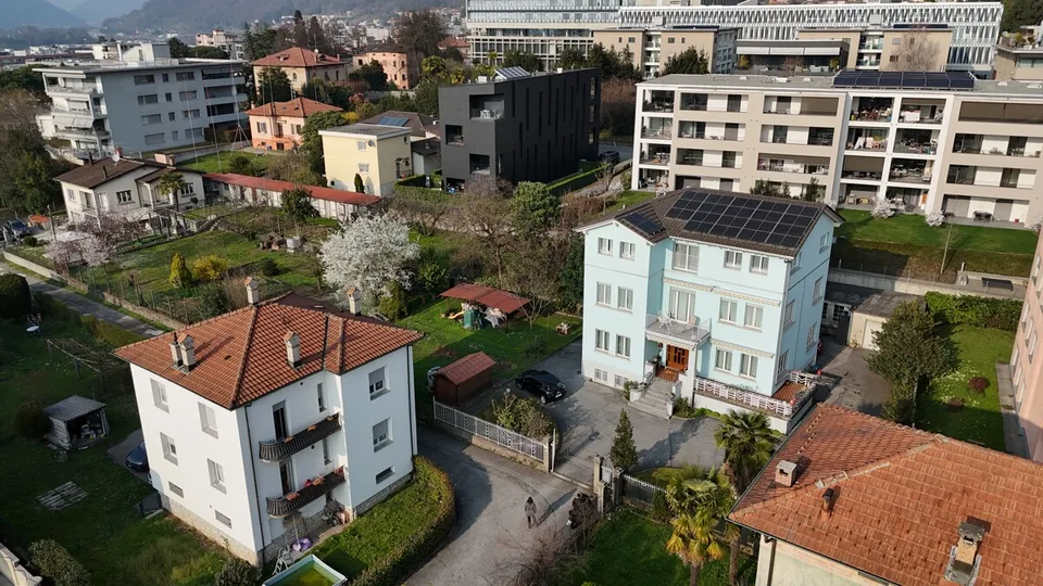MENDRISIO ZENTRUM  VERKAUF IN EINEM BLOCK IMMOBILIENPaket MIT BAURECHT