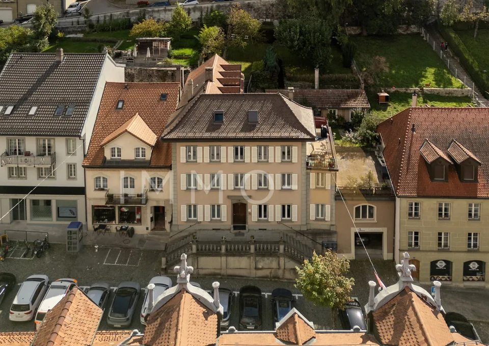 Opportunité unique au coeur de Romont lmmeuble mixte à vendre