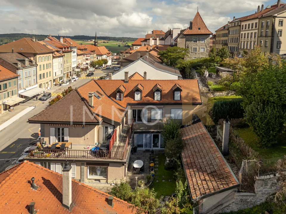Einzigartige Gelegenheit im Herzen von Romont, Mischgebäude zum Verkauf