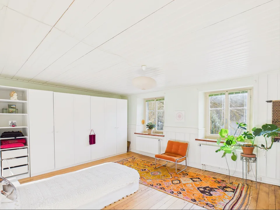 Ensemble résidentiel exclusif avec grange et annexe – photo 13 sur 20