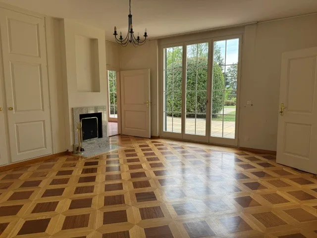 Proprietà magnifica in un'oasi verde a Losanna