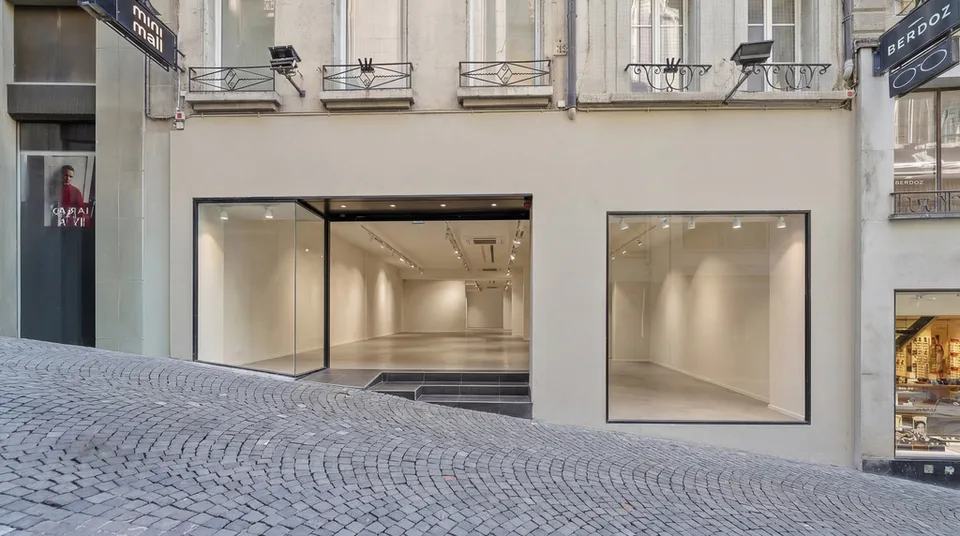 Local commercial de 698 m2 au coeur de Lausanne