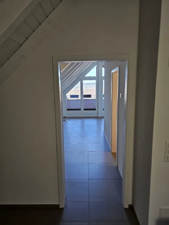 PRIMA LOCAZIONE: MAISONETTE 4,5 LOCALI SPaziosa A RÜMLANG