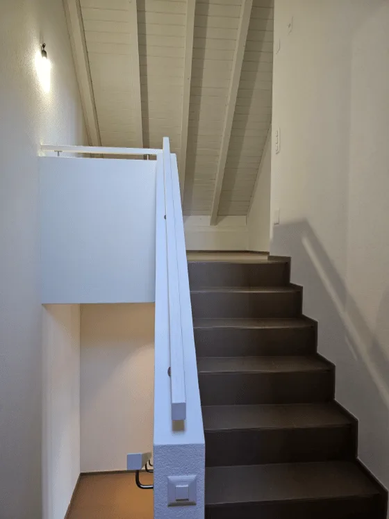 FIRST RENTAL: SPACIOUS 4.5-ROOM MAISONETTE IN RÜMLANG