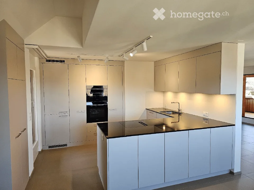 PRIMA LOCAZIONE: MAISONETTE 4,5 LOCALI SPaziosa A RÜMLANG