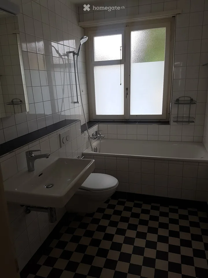 Recherche de locataire pour un appartement de 3,5 pièces avec garage