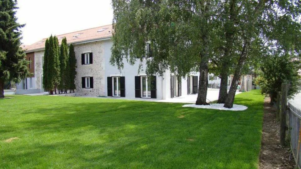 Doppelhaushälfte in Chavannes-des-Bois