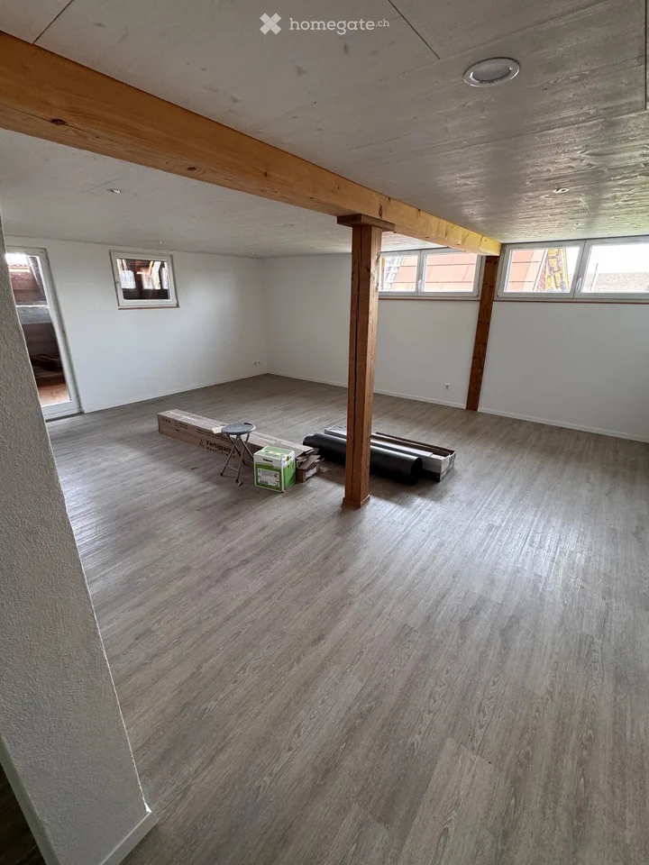 Newly renovated 4.5-room apartment, 1st floor, in Rütschelen