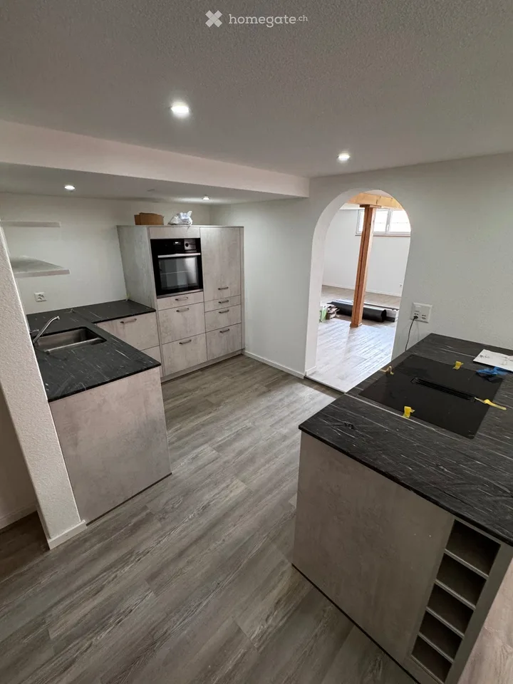 Newly renovated 4.5-room apartment, 1st floor, in Rütschelen
