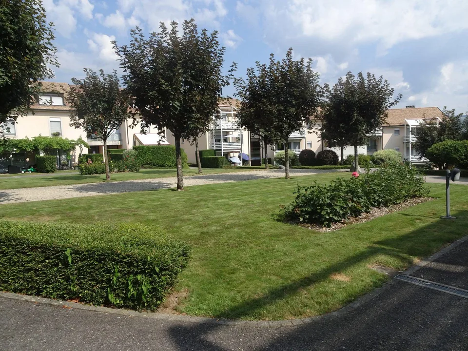 Bel appartement de 3,5 pièces avec deux terrasses au 2ème étage