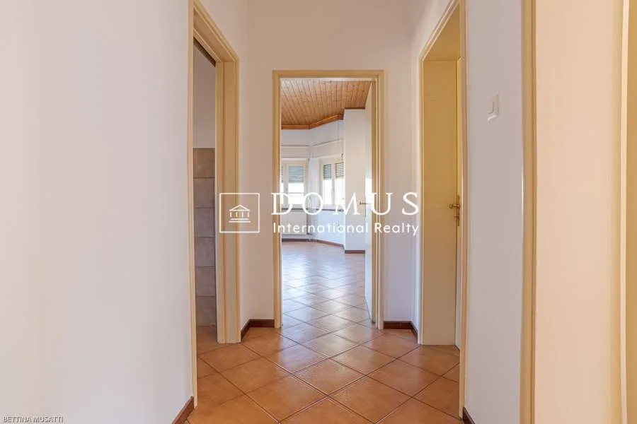 Ampio appartamento in tranquilla palazzina