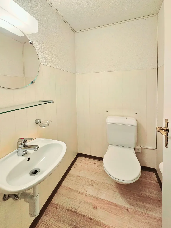 heller Büro- / Praxisraum – Foto 8 von 8