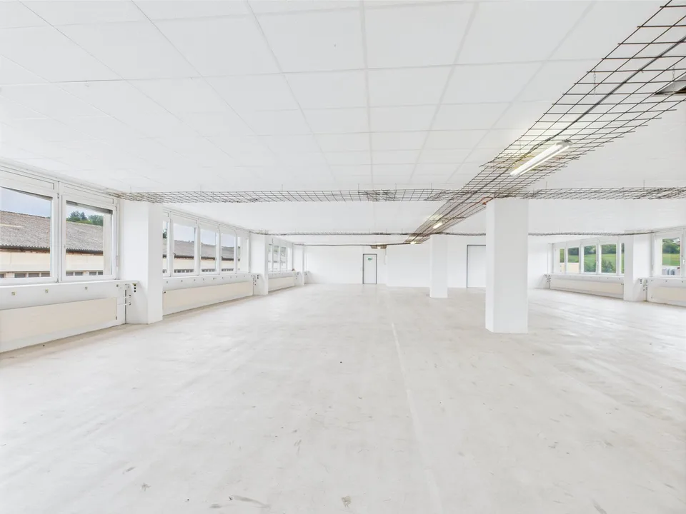 350m2 - Moderne und helle Gewerbefläche im 2. OG mit toller Aussicht – Foto 11 von 14
