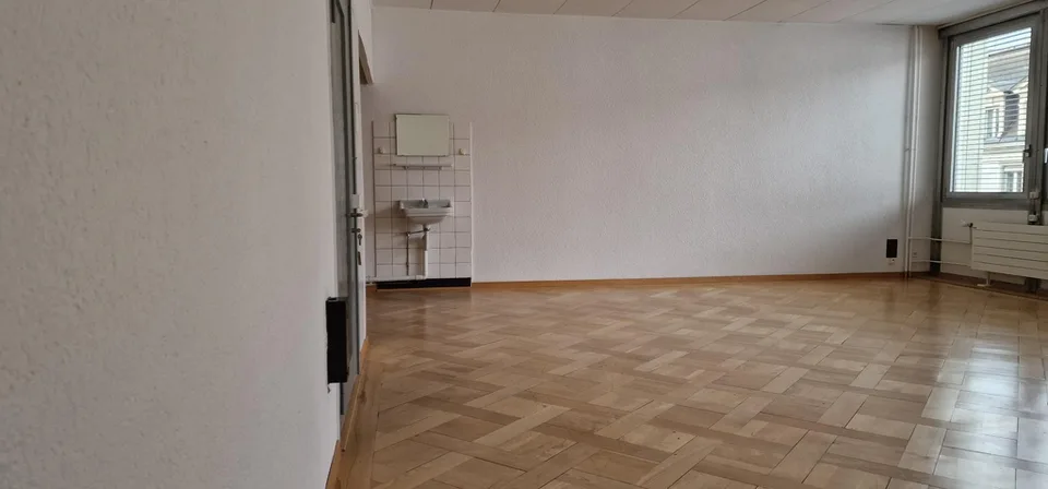 Heller Gewerberaum an zentraler Lage in Biel