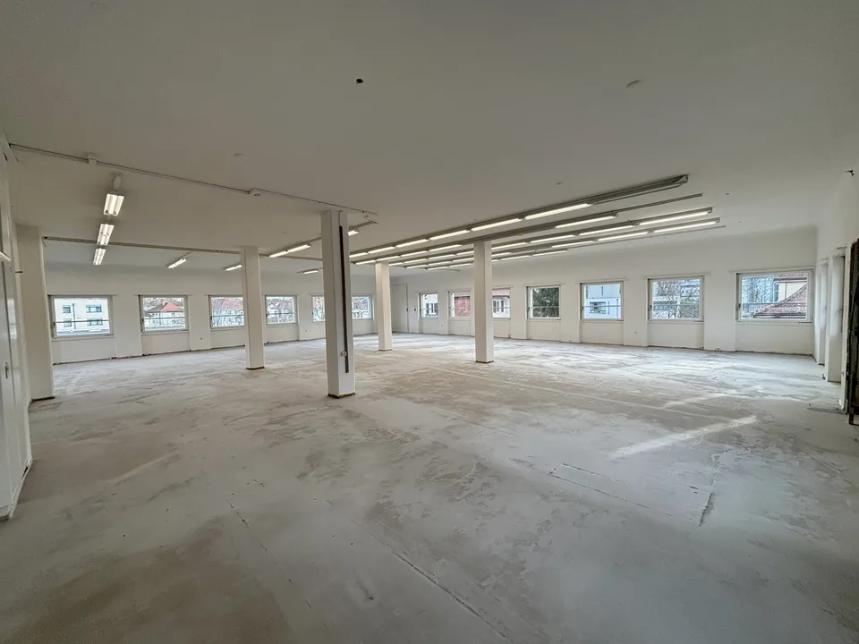 Spazio commerciale attraente (252 m²) a Ostermundigen, contratto di locazione a termine fino al 31.12.2032