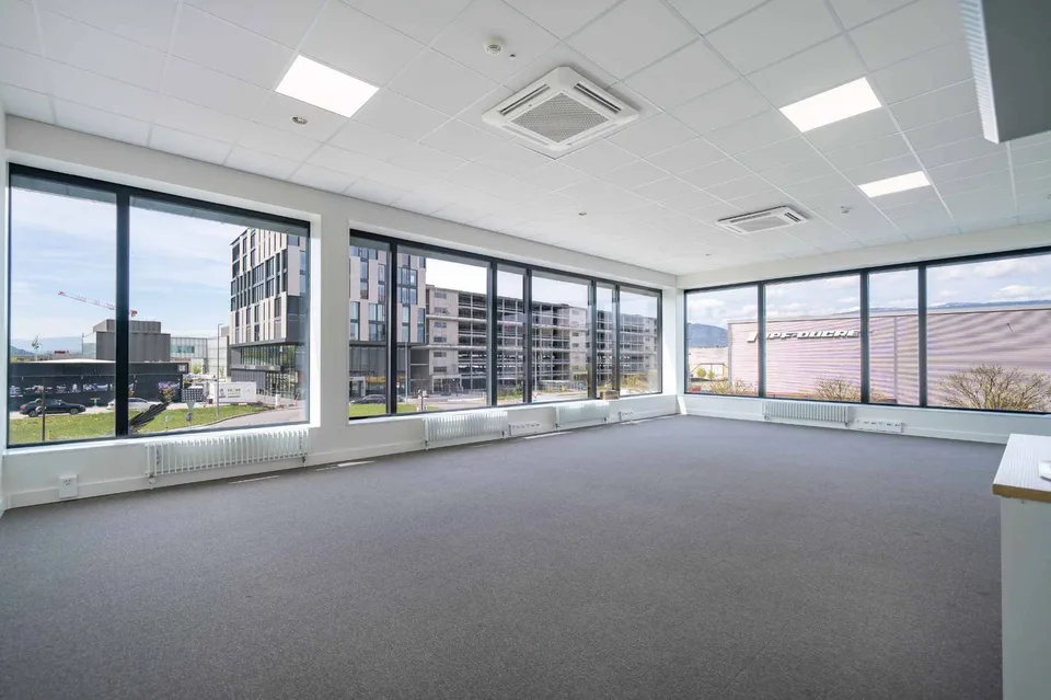 Y-Parc - Alle porte di Yverdon, belle superfici di uffici da 42 m2