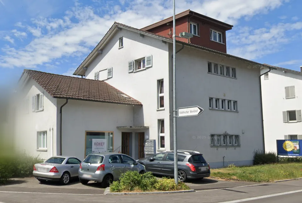 Charmante 4.5-Zimmer-Wohnung mit Balkon und Parkplatz in Langenthal