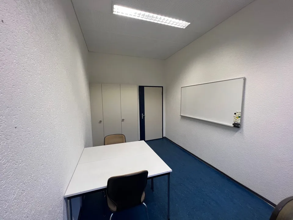 Spazi commerciali, di stoccaggio e uffici a prezzi accessibili in affitto da 20m2