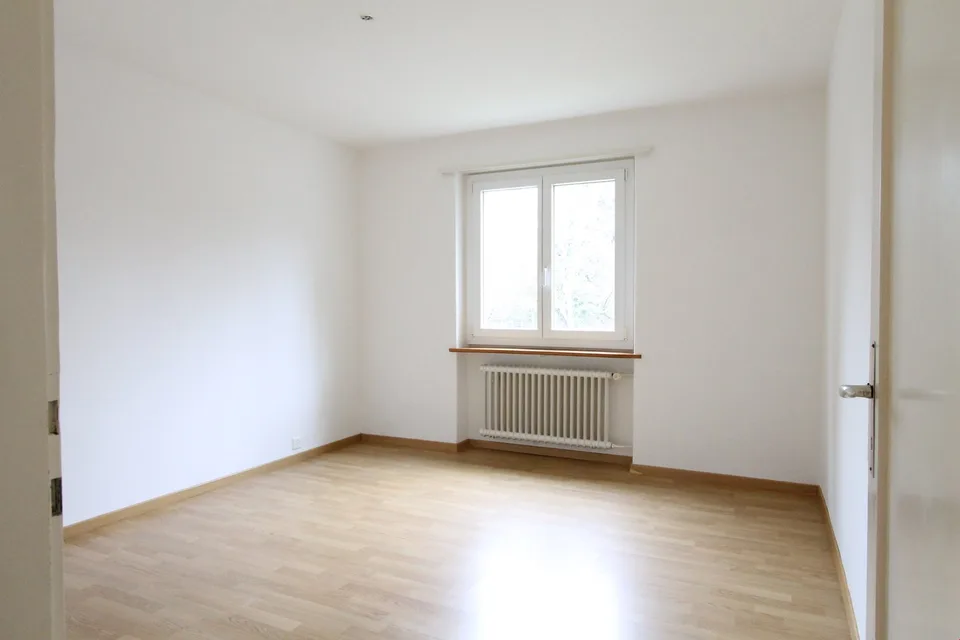 Teilrenovierte 4-Zimmer-Wohnung in Bettlach