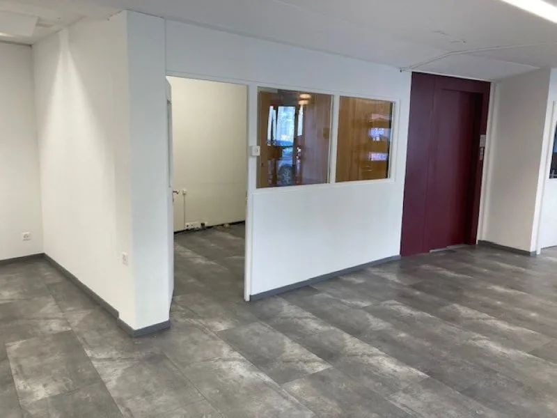 05860 - Commercial - Avenue de France 5 - Monthey