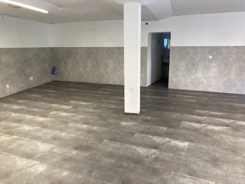 05860 - Commercial - Avenue de France 5 - Monthey