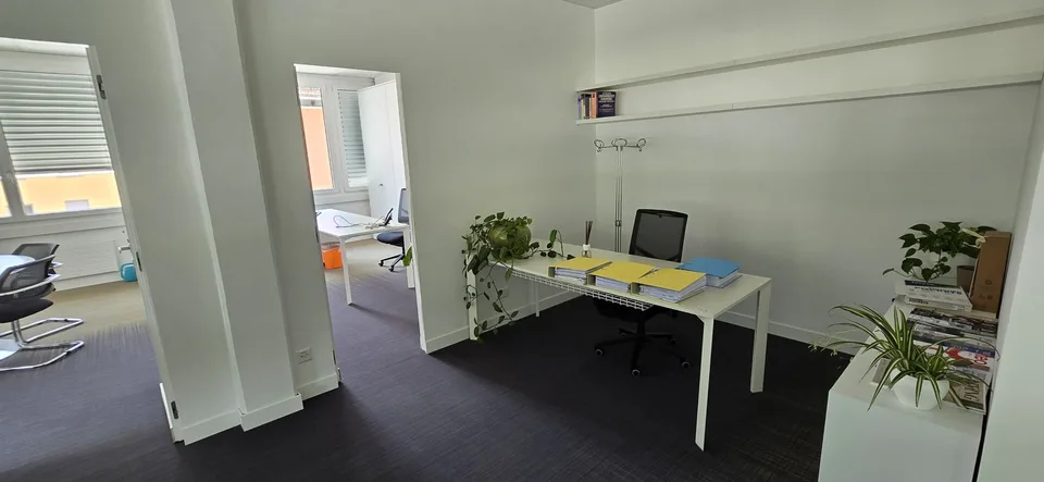 CHIASSO – BUREAUX DE PREMIUM DANS UN EMPLACEMENT STRATEGIQUE – photo 7 sur 10
