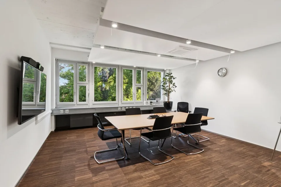 In 4 Min am Bahnhof Stadelhofen  Ihr Büro im Seefeld