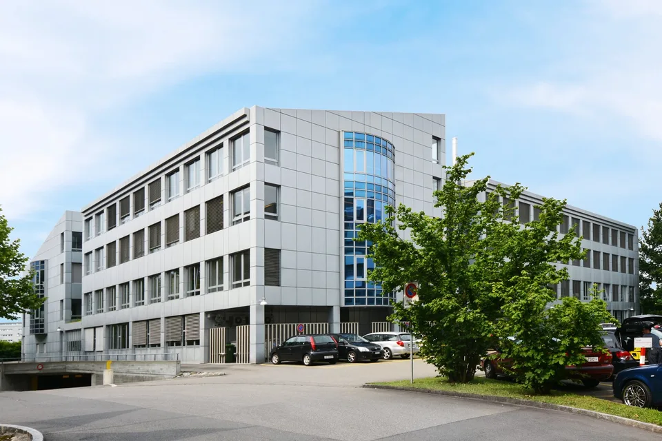 Bureau avec galerie dans l'Atrium Cham – photo 8 sur 14