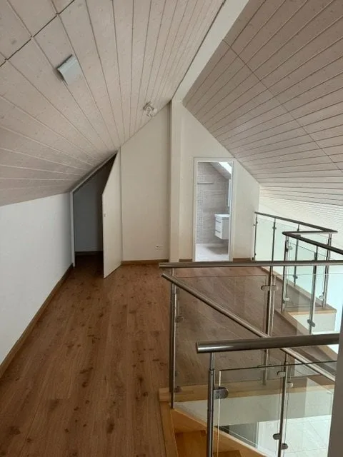 Duplex attic apartment with 4.5 rooms, Lake Geneva & Jura view
