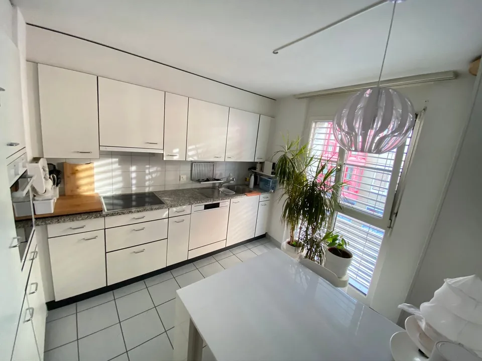 02534 - Appart. 3½ PCES - RUE LOCARNO 6 - FRIBOURG