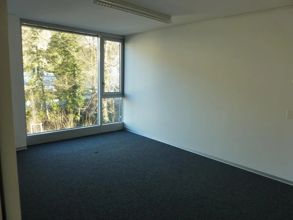 Office space in a good location in Aarepark (112 m2)
