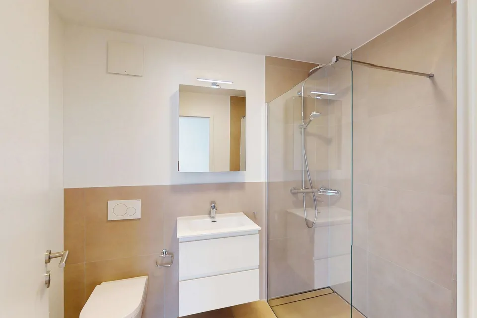 Esclusivo appartamento di 3.5 locali con vista lago nel cuore di Locarno – foto 23 di 23