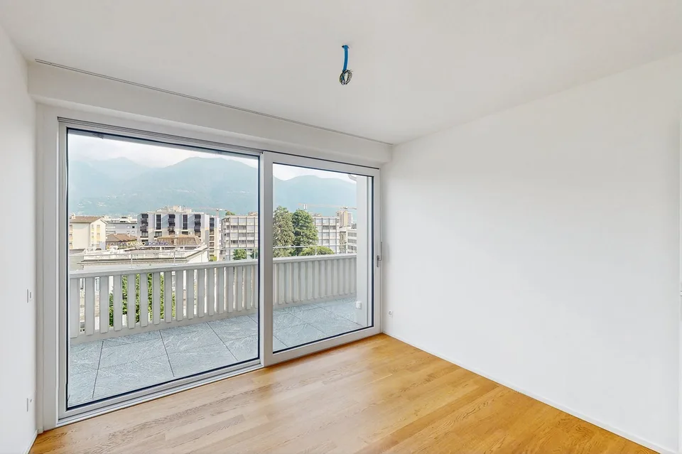 Esclusivo appartamento di 3.5 locali con vista lago nel cuore di Locarno – foto 21 di 23