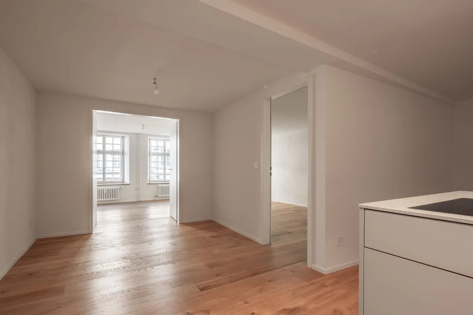 Charm! 4.5-room old building apartment with balcony in Liestal – available immediately