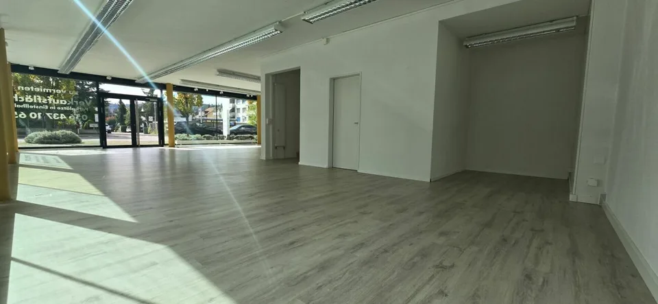 VERY CENTRAL SPACIOUS AND VERSATILE!