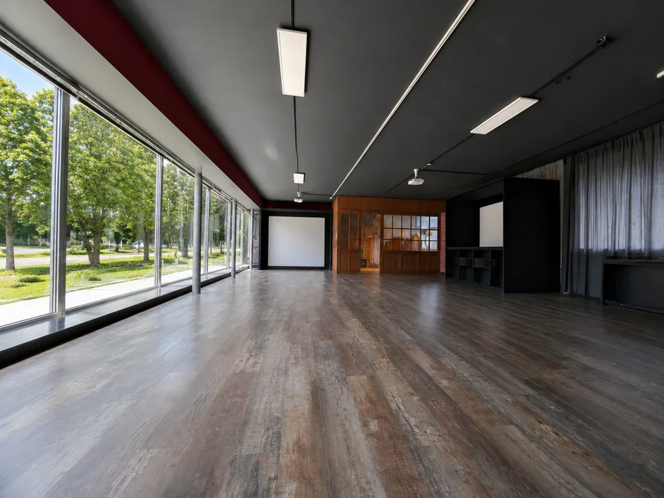 Verkaufs-/Gewerbefläche von 260 m² an der Hauptachse in Biel – Foto 6 von 14