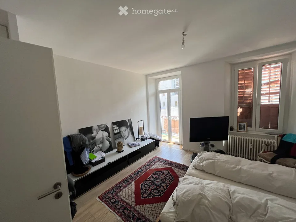 Charmantes 4,5-Zimmer-Wohnung im Zentrum von Sierre – Foto 3 von 5