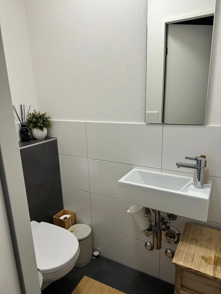 Grosszügige und modern ausgestattete 4.5-Zimmerwohnung im 2.OG