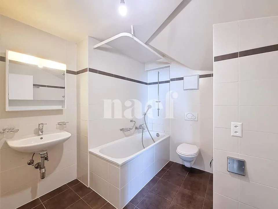 Charmantes 2.5-Zimmer-Dachwohnung – Foto 18 von 24