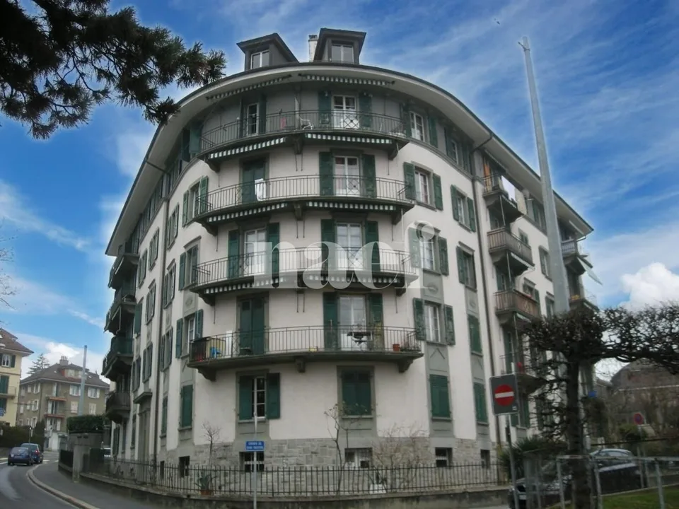 Appartement charmant de 2.5 pces aux combles