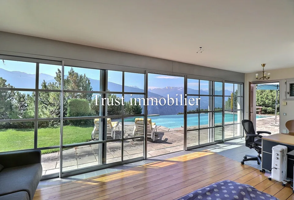 Magnifiques espaces pour cette Villa en location à Sergnou, Lens