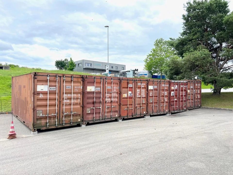 Container für die Lagerung 33m3 zur Miete in Romont