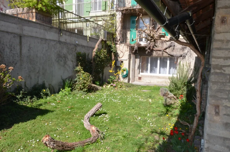 A louer spacieux appartement de 3 pièces avec cheminée à Avenches