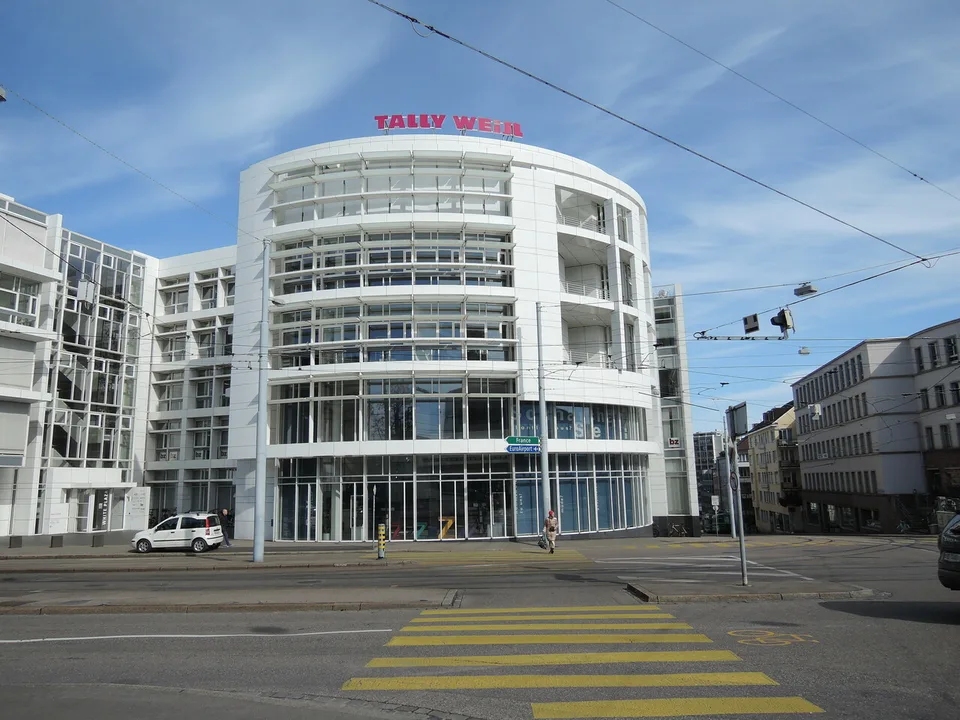 Büroflächen, 200m2 - 700m2 beim Bahnhof SBB