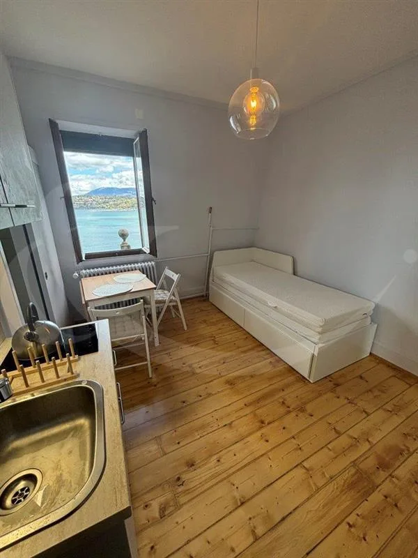 Quai Wilson 43, Chambre intégralement meublée