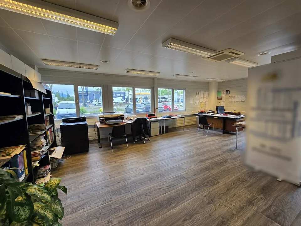 Büro von 166m2 - Nähe Autobahn/Bahnhof - Yverdon-les-Bains