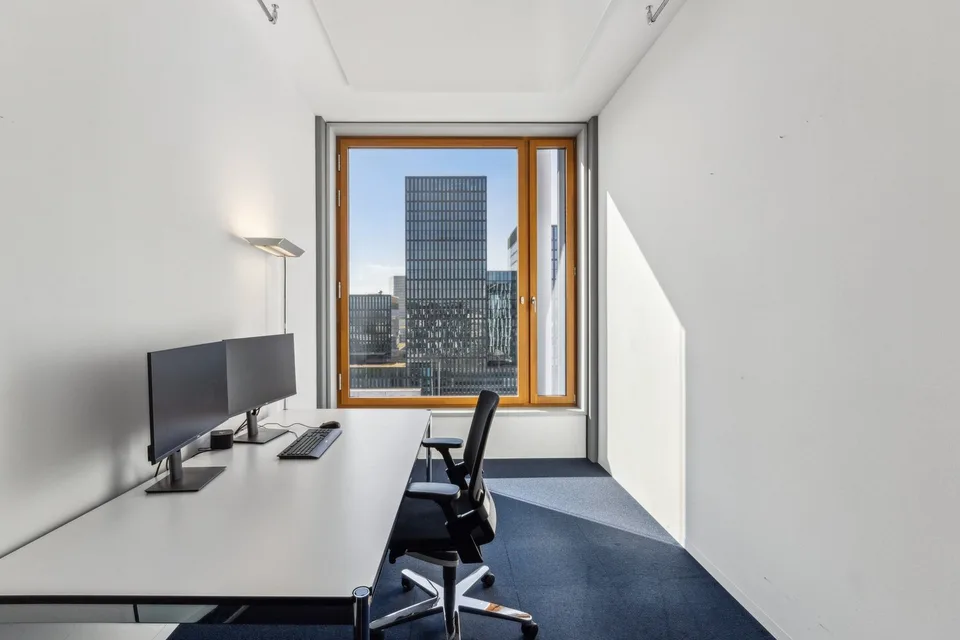 Pour plus de perspective : Votre nouvel espace de bureau à Hagenholz 56