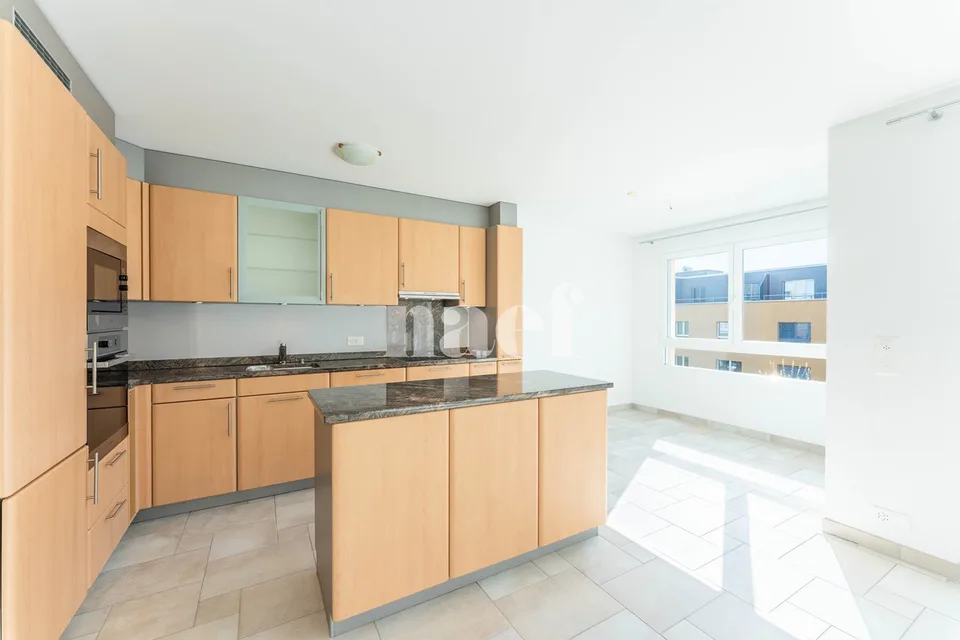 Wohnung mit 4.5 Zimmern im 2. Stock in Fribourg zum Verkauf
