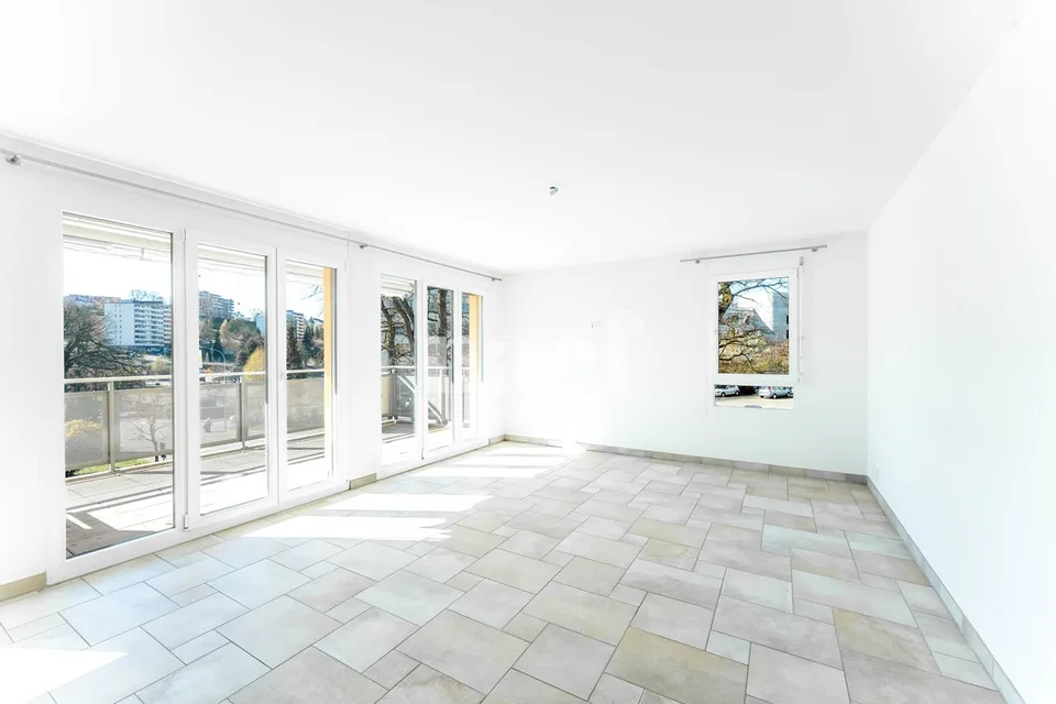 Wohnung mit 4.5 Zimmern im 2. Stock in Fribourg zum Verkauf