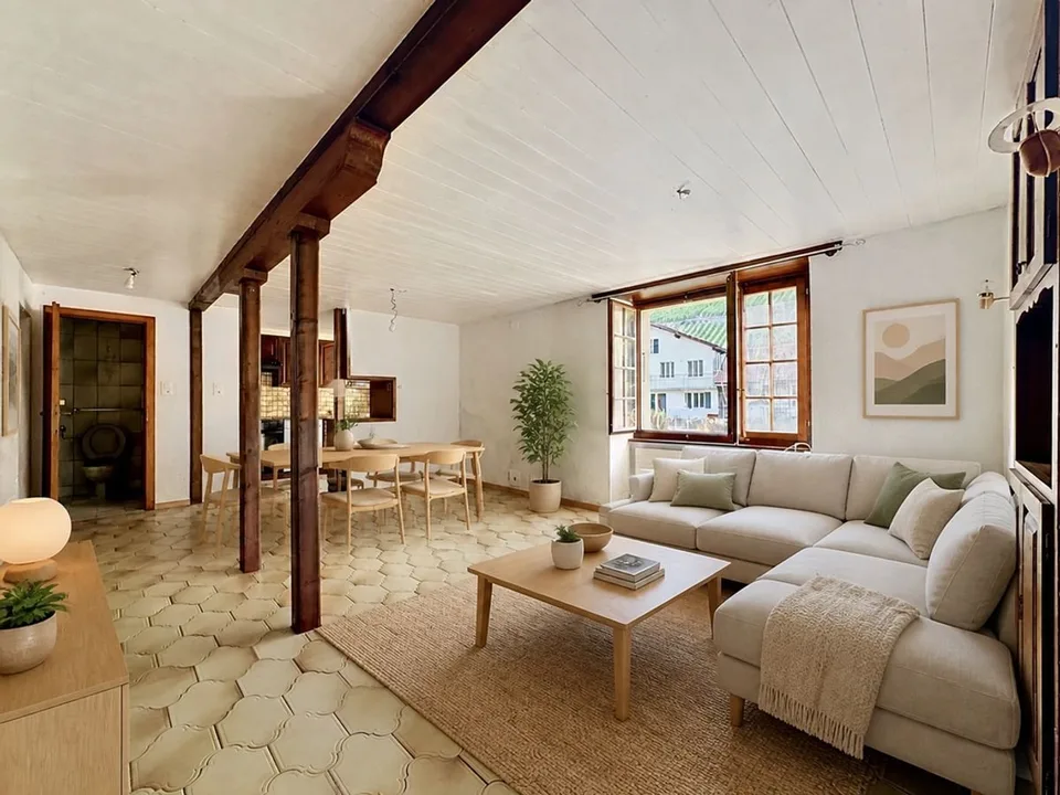 Casa di villaggio con due appartamenti e fienile a grande potenziale – foto 11 di 13